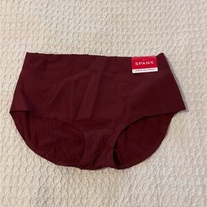 Make offer! Spanx Undetectable Burgundy Shapewear Briefs Medium